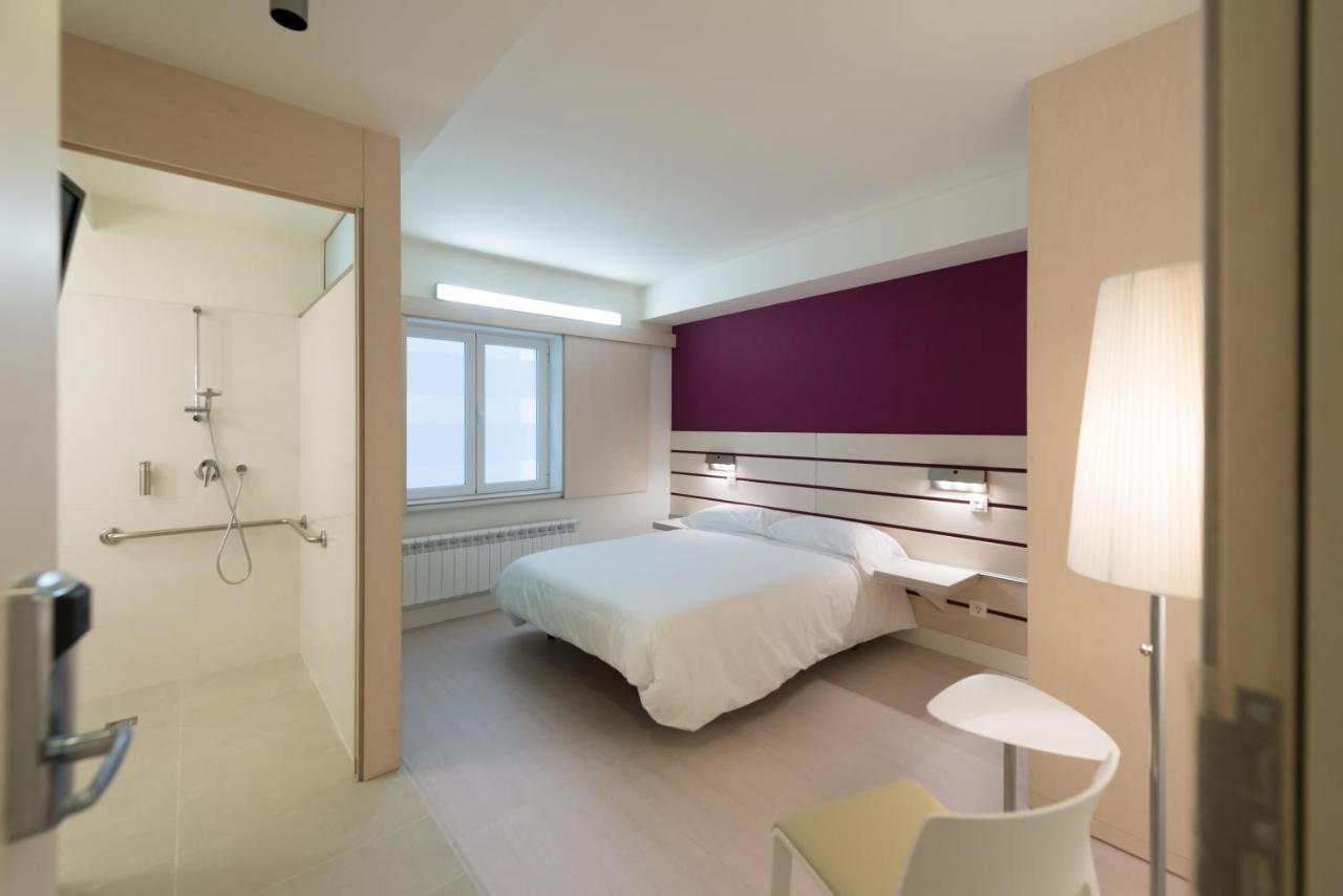 Hotel Boreal Viento Norte Burgos Bagian luar foto