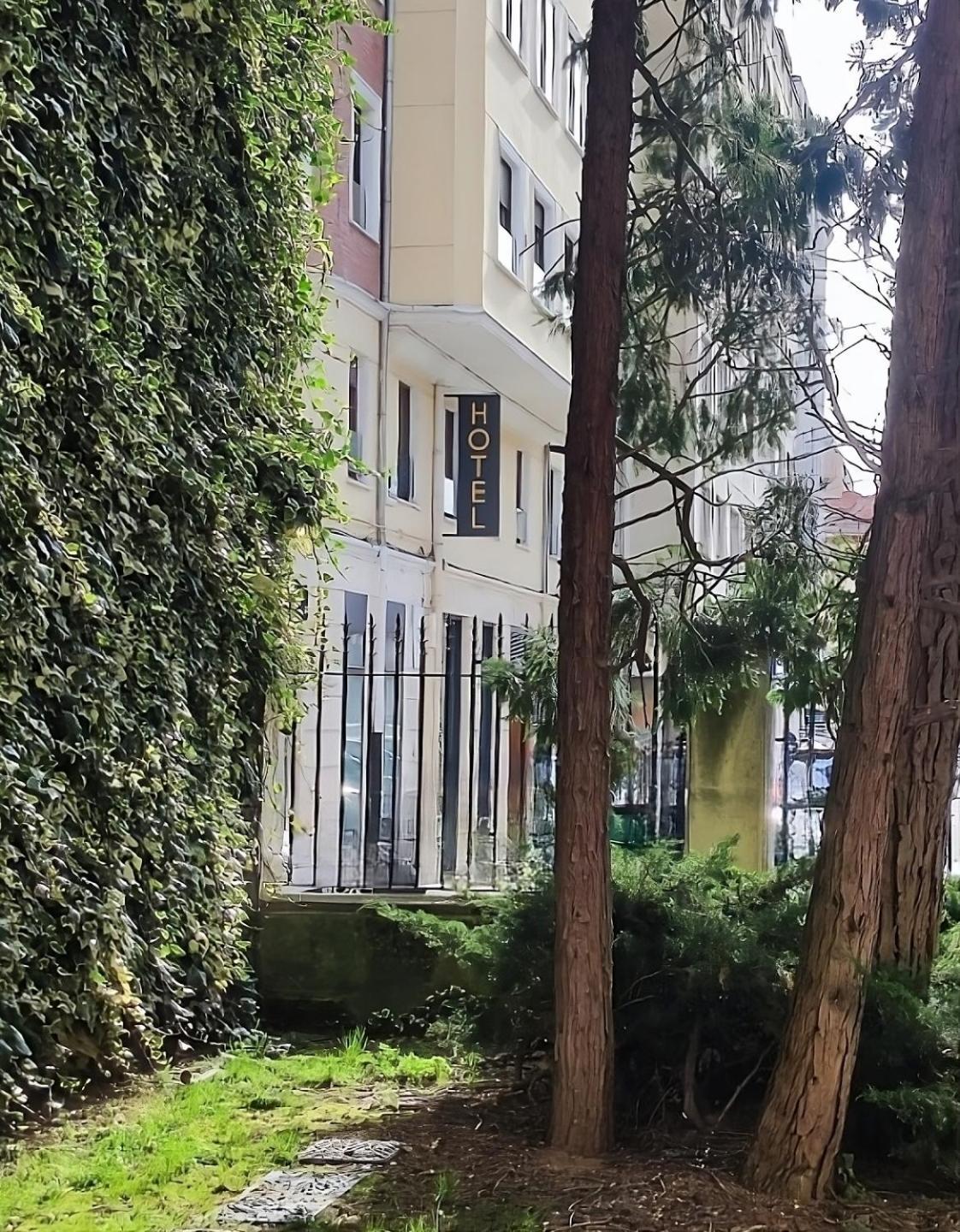 Hotel Boreal Viento Norte Burgos Bagian luar foto